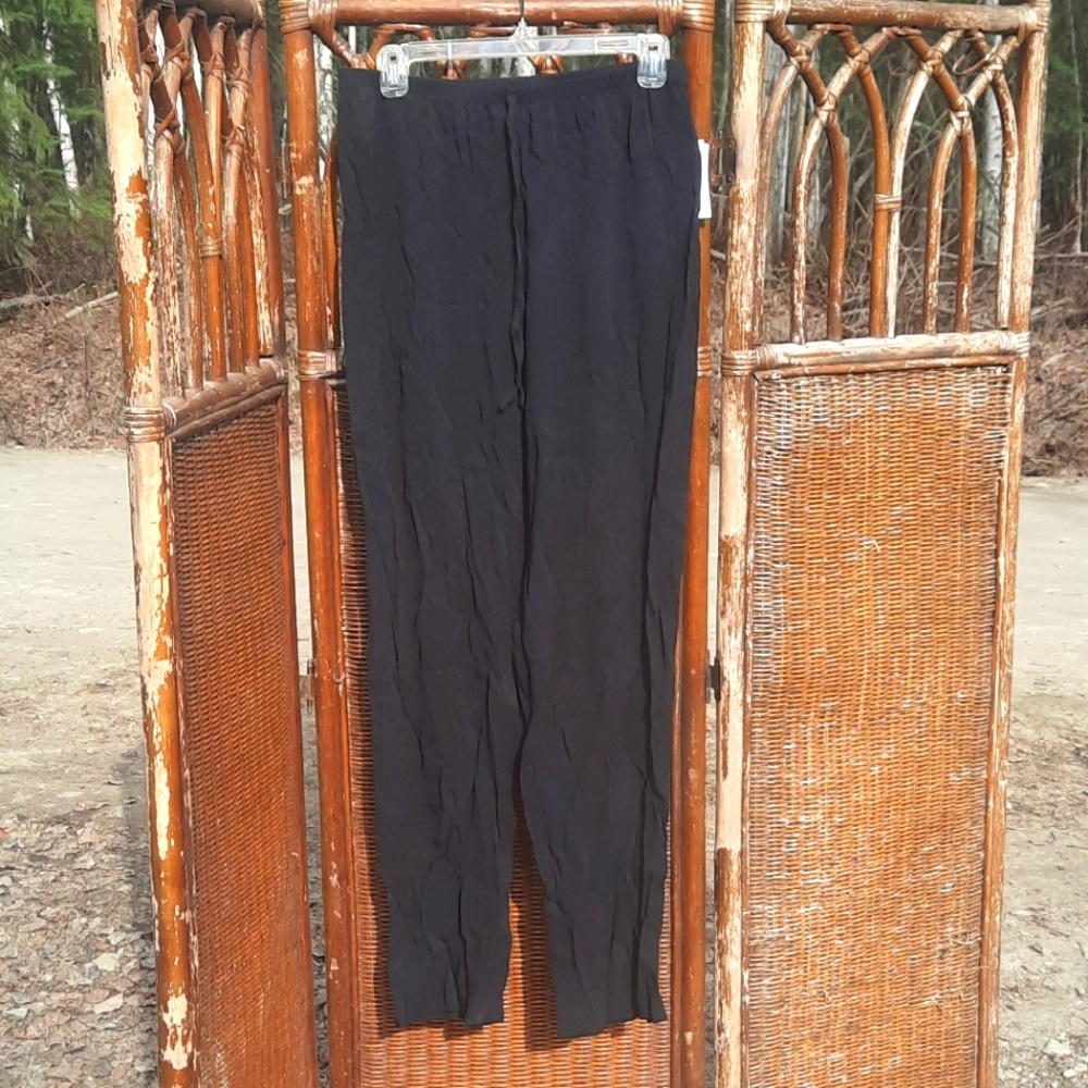 🆕️ T R Bentley Black Stright Leg Pants